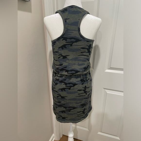 Evereve Sundry Racerback Camo Tank Dress- Small (size 1) - Picture 3 of 5